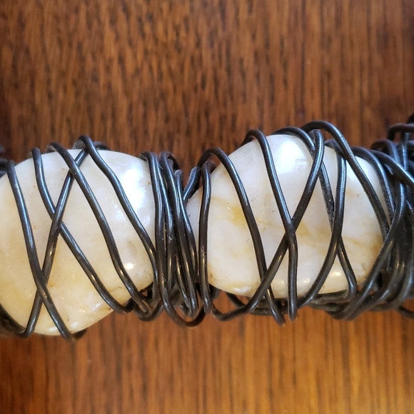 Cross Handcrafted with thick Wire and Stones - Picture 8 of 14